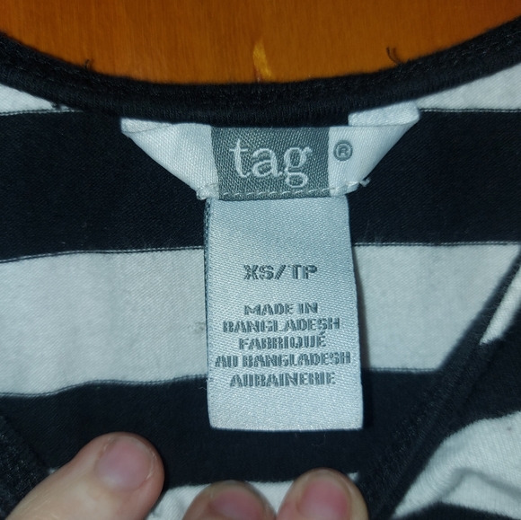 TAG XS - Picture 3 of 3